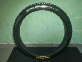 Eladó új Maxxis Minion DHF 3C, Maxx Grip, DH Casing, E50 27,5 × 2.5 kerékpár külső gumi !!! Maxxis Mountain Bike Components, MTB Wheels & Tyres 27.5" (650b) tubeless new / not used For Sale