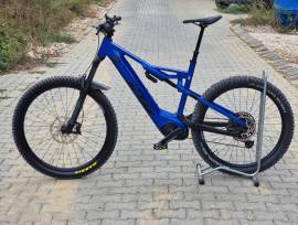 KTM újsz. 2023 KTM ebike Bosch CX Smart 750wh 160mm  Electric Mountain Bike 29" front 27.5" back (Mullet) dual suspension Bosch SRAM SX Eagle used For Sale