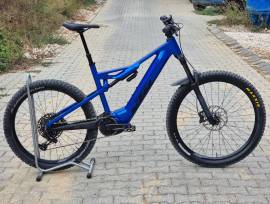 KTM újsz. 2023 KTM ebike Bosch CX Smart 750wh 160mm  Elektromos Mountain Bike 29" elöl 27.5" hátul (Mullet) össztelós / fully Bosch SRAM SX Eagle használt ELADÓ