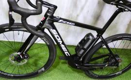SOMEC CARBON eROAD Di2 2x12 42Nm 500Wh Elektromos Országúti / Gravel _Más gyártó használt ELADÓ