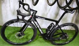 SOMEC CARBON eROAD Di2 2x12 42Nm 500Wh Elektromos Országúti / Gravel _Más gyártó használt ELADÓ
