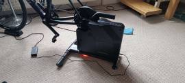 Egy évet használt Van Rysel D500 smart trainer e-számlával Van Rysel D500 Bike Trainers direct drive Yes Yes used For Sale