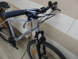 KTM Fun Line Cross trekking,hidr.fék,újszerű,46cm Trekking/cross tárcsafék használt ELADÓ