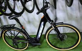 KTM Tour EE Bosch 75Nm 625Wh mély-vázasok Elektromos Trekking/cross más Bosch 601-700 Wh használt ELADÓ