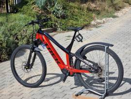 TREK 2022 Trek Powerfly fully Bosch CX Smart 85 nm ebik Elektromos Mountain Bike 29" össztelós / fully Bosch Shimano Deore használt ELADÓ