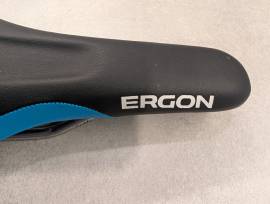 Ergon SME30 Evo országúti nyereg! Új! SME 30 Evo Országúti / Gravel / Triatlon Alkatrész, Országúti Nyereg / Nyeregcső nem használt ELADÓ