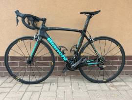 BIANCHI Oltre XR1 Országúti Shimano Ultegra Di2 v-fék használt ELADÓ