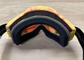 Új 100% Accuri 2 Razza sárga/fehér, ezüst tükrös lencsés DH/FR szemüveg, védőszemüveg 100% Accuri 2  Eyewear / Sunglasses DH new / not used For Sale