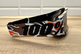 Új 100% Accuri 2 camo, ezüst tükrös lencsés DH/FR szemüveg, védőszemüveg 100% Accuri 2  Eyewear / Sunglasses DH new / not used For Sale