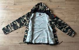 Új 100% forest camo, terepmintás széldzseki, windbreaker (XL) 100% Kabát / Mellény XL nem használt férfi/unisex ELADÓ