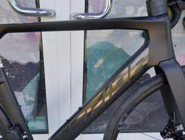 MERIDA  AKCIÓ::2026 MERIDA REACTO 5000   (S) Road bike Shimano 105 Di2 disc brake new with guarantee For Sale