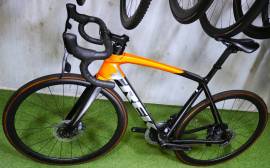TREK Emonda SL7 Force AXS 2x12 Quarq Pro 37 CF Road bike disc brake used For Sale