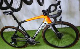 TREK Emonda SL7 Force AXS 2x12 Quarq Pro 37 CF Road bike disc brake used For Sale