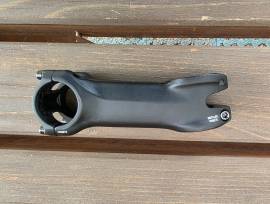 Giant / OEM stucni 31,8 mm Giant Országúti / Gravel / Triatlon Alkatrész, Országúti Kormány / Stucni / Bandázs használt ELADÓ