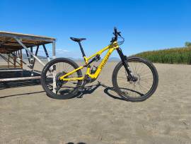 SPECIALIZED Turbo Levo SL 2 Comp Carbon 2024 Elektromos Mountain Bike 29" elöl 27.5" hátul (Mullet) össztelós / fully Specialized (Brose) SRAM GX Eagle használt ELADÓ