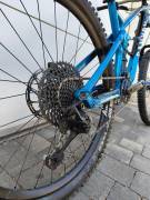 CANYON Strive CF 8.0 2018 Enduro / Freeride / DH 27.5" (650b) SRAM X01 Eagle használt ELADÓ