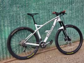 GHOST Újszerű Ghost karbon XC MTB Shimano XT Bontrager  Mountain Bike 29" elöl teleszkópos használt ELADÓ