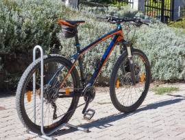 KTM Újszerű KTM Aera karbon MTB Shimano XT AIR Mavic Mountain Bike elöl teleszkópos Shimano Deore XT használt ELADÓ