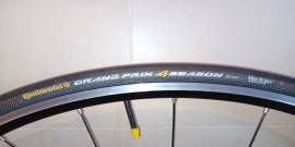 Használt Shimano WH-RS10 kerékszett eladó Shimano WH-RS10 kerékszett Road Bike & Gravel Bike & Triathlon Bike Component, Road Bike Wheels / Tyres 700c (622) used For Sale