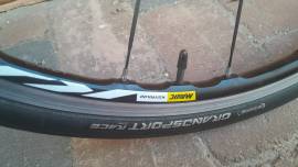 Mavic Kysrium Cotni gumikkal Mavic Kysrium Road Bike & Gravel Bike & Triathlon Bike Component, Road Bike Wheels / Tyres 700c (622) used For Sale