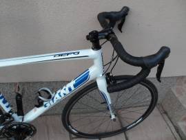 GIANT Aluxx  Road bike Shimano 105 calliper brake used For Sale