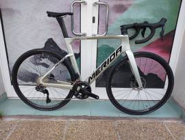 MERIDA  AKCIÓ::MERIDA REACTO 6000 105 Di2 (XS ) Road bike Shimano 105 Di2 disc brake new with guarantee For Sale