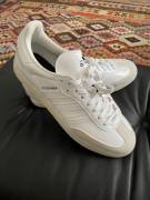 Adidas Velosamba / Vegan /  Crystal White 46 (45)  Adidas / Velosamba / Vegan Cipő / Zokni / Kamásli 46 Országúti, MTB, Gravel nem használt férfi/unisex ELADÓ