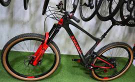 _EGYÉB Csúcs Full Carbon Fully L-es Mountain Bike 29" össztelós / fully használt ELADÓ