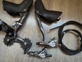 Sram Force HRD Post Mount 1x11 szett Force HRD Országúti / Gravel / Triatlon Alkatrész, Országúti Fék / Fékváltókar mechanikus SRAM Force használt ELADÓ