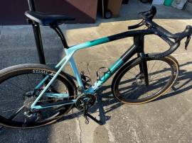 CANYON Grail CF SLX Gravel / CX Shimano GRX Di2 tárcsafék használt ELADÓ