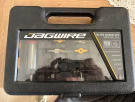 Jagwire Elite Bleed Kit - ásványi eladó Jagwire Bike Locks / Tools / Pumps used For Sale