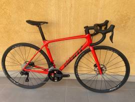 GIANT TCR advanced pro 2  Road bike Shimano 105 Di2 disc brake used For Sale