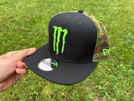 Új Monster Energy fekete/camo hálós sapka, snapback, cap Monster Energy Helmets / Headwear new / not used For Sale