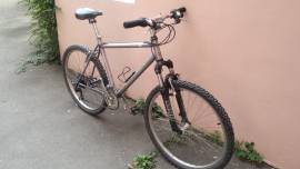 CHEYENNE Hi-Ten Mountain Bike 26" front suspension used For Sale