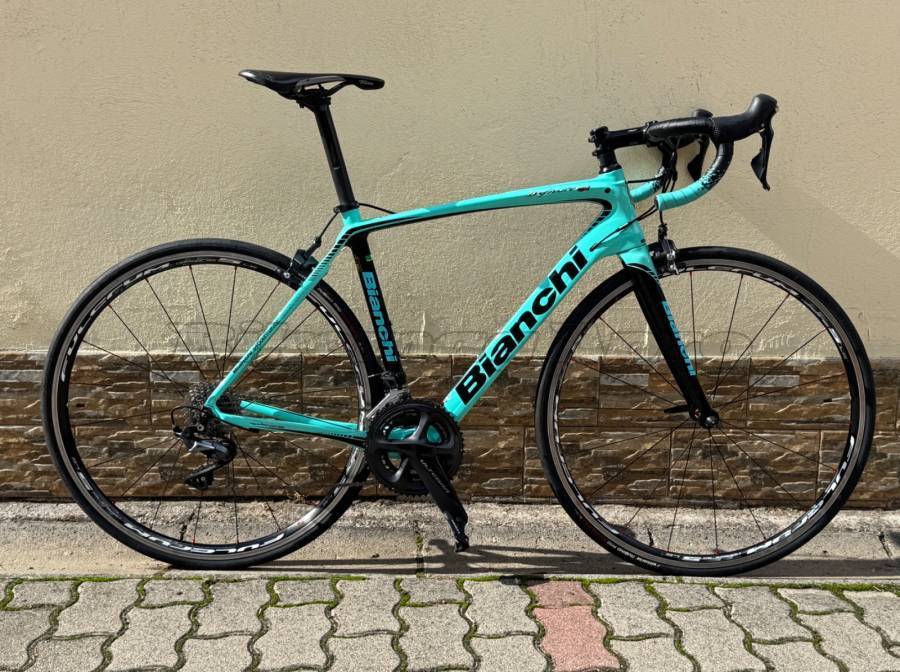 BIANCHI Infinito CV Ultegra Road bike Shimano Ultegra calliper brake used For Sale