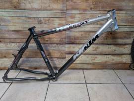 KTM Pro XT mtb váz! KTM Pro XT Mountain Bike Components, MTB Frames, Hardtail / Fully 26" used For Sale