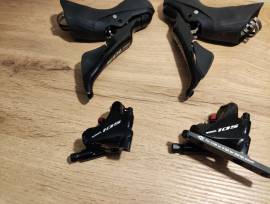 Szép állapotú Shimano 105 fékváltókarok és féknyergek 2×11 ST-R7020 Road Bike & Gravel Bike & Triathlon Bike Component, Road Bike Brakes & Brake Parts mechanical used For Sale