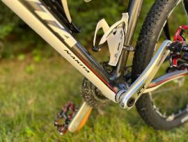 NAKITA  XCC Team Mountain Bike elöl teleszkópos használt ELADÓ