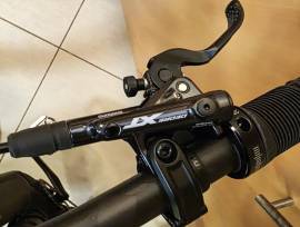 Shimano XT 4 dugattyús fékrendszer, újszerű, teljes szett (első-hátsó) Shimano XT BR-M8120,  XT BL-M8100, RT-MT800 Mountain Bike Alkatrész, MTB Fék / Fékszett használt ELADÓ