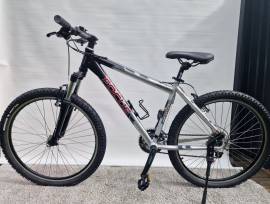 FOCUS Whistler Mountain Bike 26" elöl teleszkópos Shimano Deore használt ELADÓ