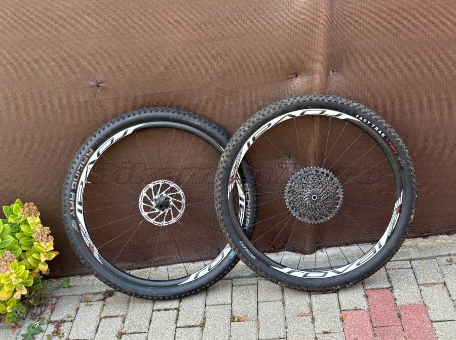 Eladó Roval Control SL kerékszett Roval Control SL Mountain Bike Alkatrész, MTB Kerék / Felni / Gumi 29" belső nélküli használt ELADÓ