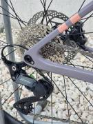 CUBE Új 2025 Cube Attain  karbon outi Shimano 105 2*12  Országúti Shimano 105 tárcsafék nem használt ELADÓ