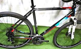 KTM  CROSS FUN DEORE XT 3x10s AIR Trekking/cross használt ELADÓ