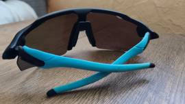Oakley RADAR EV Advancer szép állapotban 6 lencsével Oakley RADAR EV Advancer  Eyewear / Sunglasses regular used For Sale