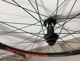 CZERO SL carbon 29 DTSwiss SRAM XD vagy MicroSpline CZERO SL Carbon 29 Mountain Bike Alkatrész, MTB Kerék / Felni / Gumi 29" belső nélküli használt ELADÓ