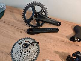 Új GRX 600 teljes szett 1×11 GRX 600 Országúti / Gravel / Triatlon Alkatrész, Országúti Fék / Fékváltókar mechanikus nem használt ELADÓ