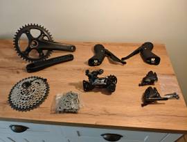 Új GRX 600 teljes szett 1×11 GRX 600 Országúti / Gravel / Triatlon Alkatrész, Országúti Fék / Fékváltókar mechanikus nem használt ELADÓ