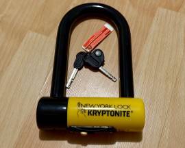 Kryptonite New York Fahgettaboudit Mini Lock eladó Kryptonite New York Fahgettaboudit Mini Lock eladó Bike Locks / Tools / Pumps used For Sale