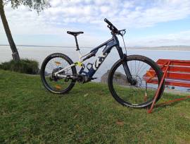 HUSQUARNA MC2 Elektromos Mountain Bike 29" elöl 27.5" hátul (Mullet) össztelós / fully Shimano SRAM SX használt ELADÓ