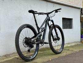 YT Jeffsy Core 2 Mountain Bike 29" dual suspension SRAM NX Eagle used For Sale